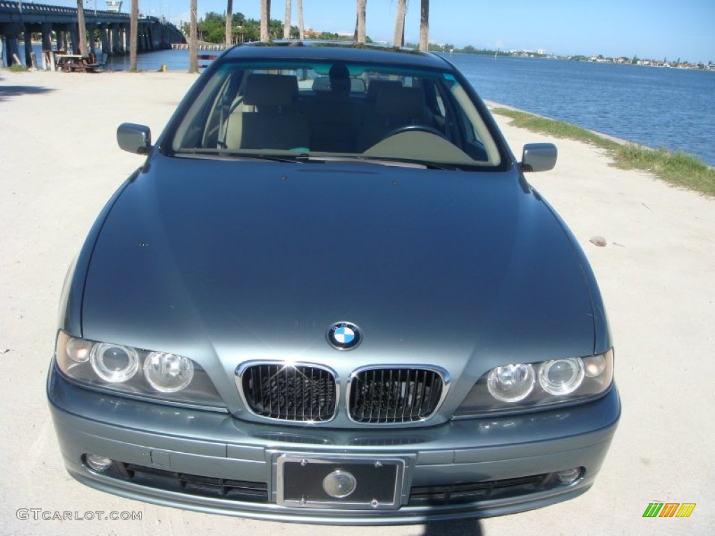 2002 5 Series 530i Sedan - Slate Green Metallic / Sand photo #2