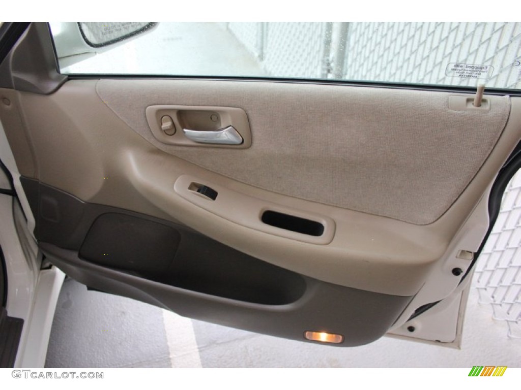 1999 Accord EX Sedan - Taffeta White / Ivory photo #28