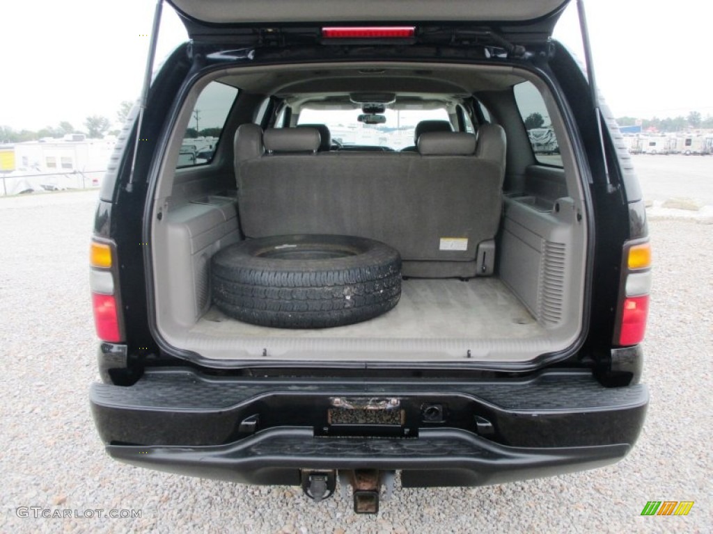 2004 Yukon XL Denali AWD - Onyx Black / Stone Gray photo #27