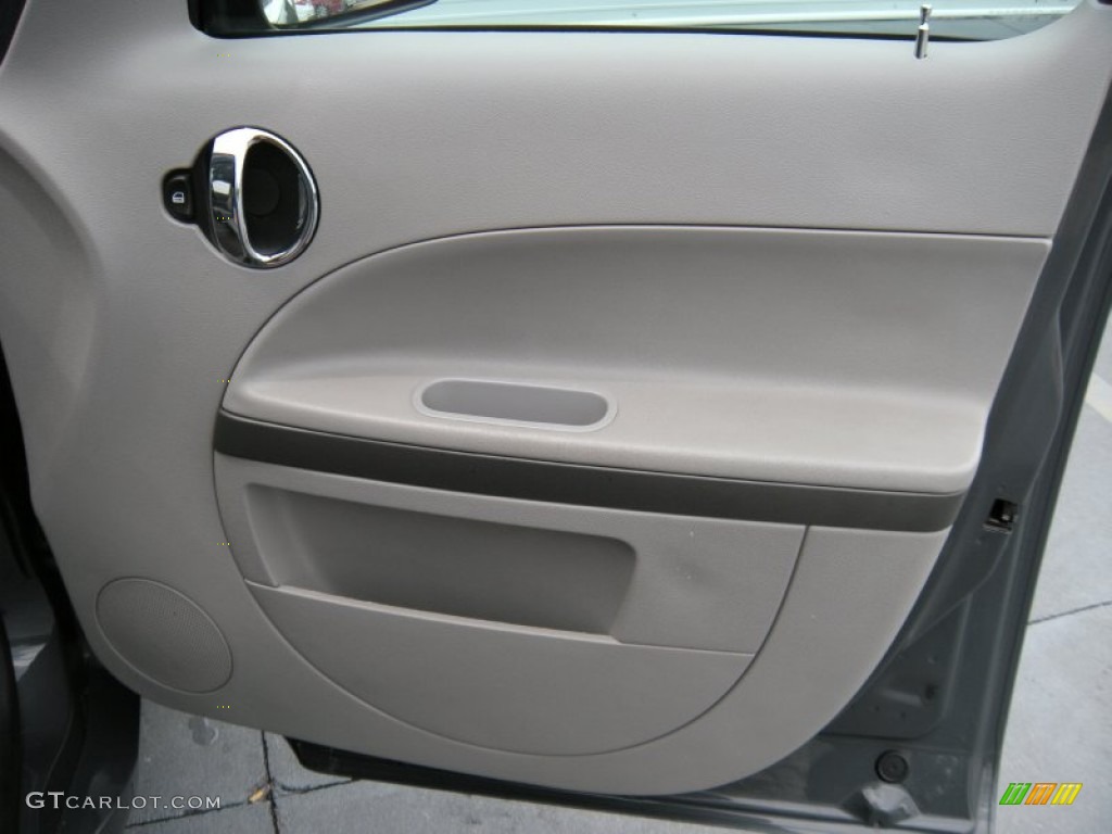 2008 HHR LT - Dark Gray Metallic / Gray photo #35