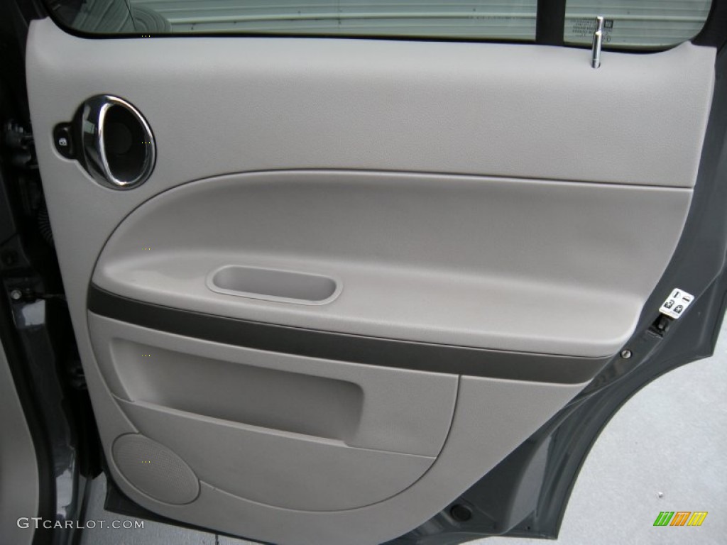 2008 HHR LT - Dark Gray Metallic / Gray photo #38