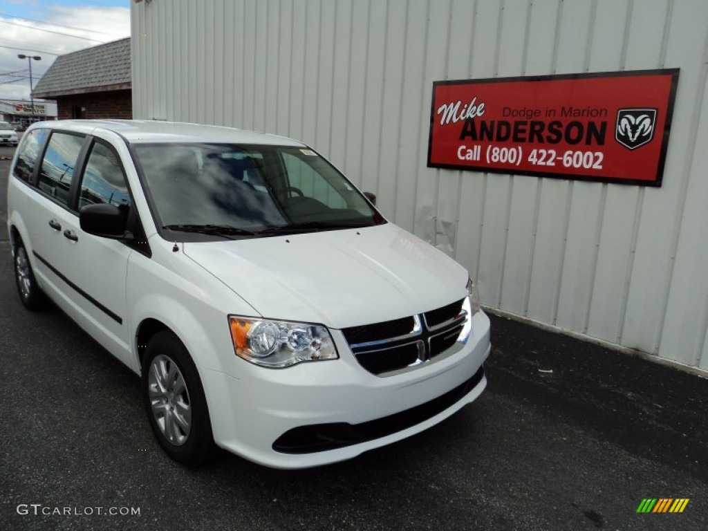 2015 Grand Caravan American Value Package - Bright White / Black/Light Graystone photo #1