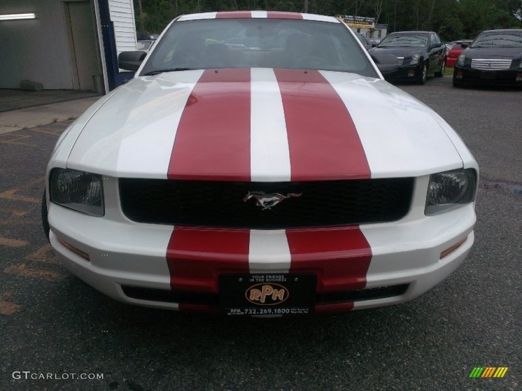 2007 Mustang V6 Premium Coupe - Performance White / Black/Red photo #2