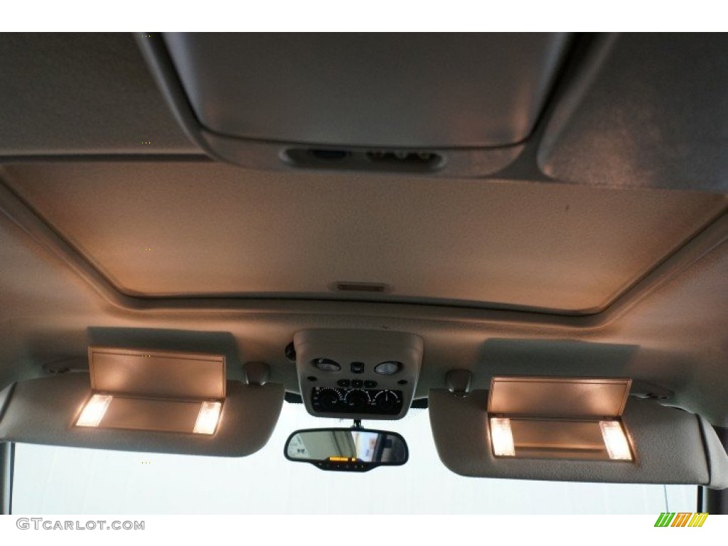 2005 Suburban 1500 LT 4x4 - Dark Gray Metallic / Gray/Dark Charcoal photo #20
