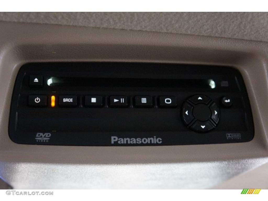 2005 Suburban 1500 LT 4x4 - Dark Gray Metallic / Gray/Dark Charcoal photo #25