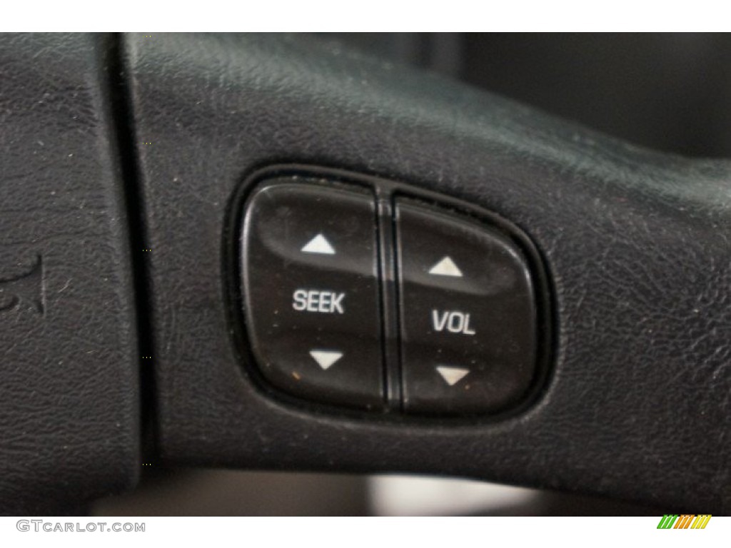 2005 Suburban 1500 LT 4x4 - Dark Gray Metallic / Gray/Dark Charcoal photo #30