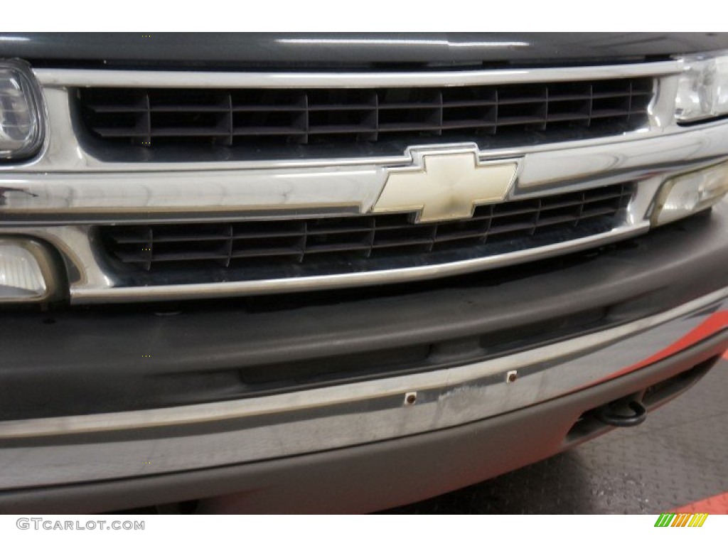 2005 Suburban 1500 LT 4x4 - Dark Gray Metallic / Gray/Dark Charcoal photo #46
