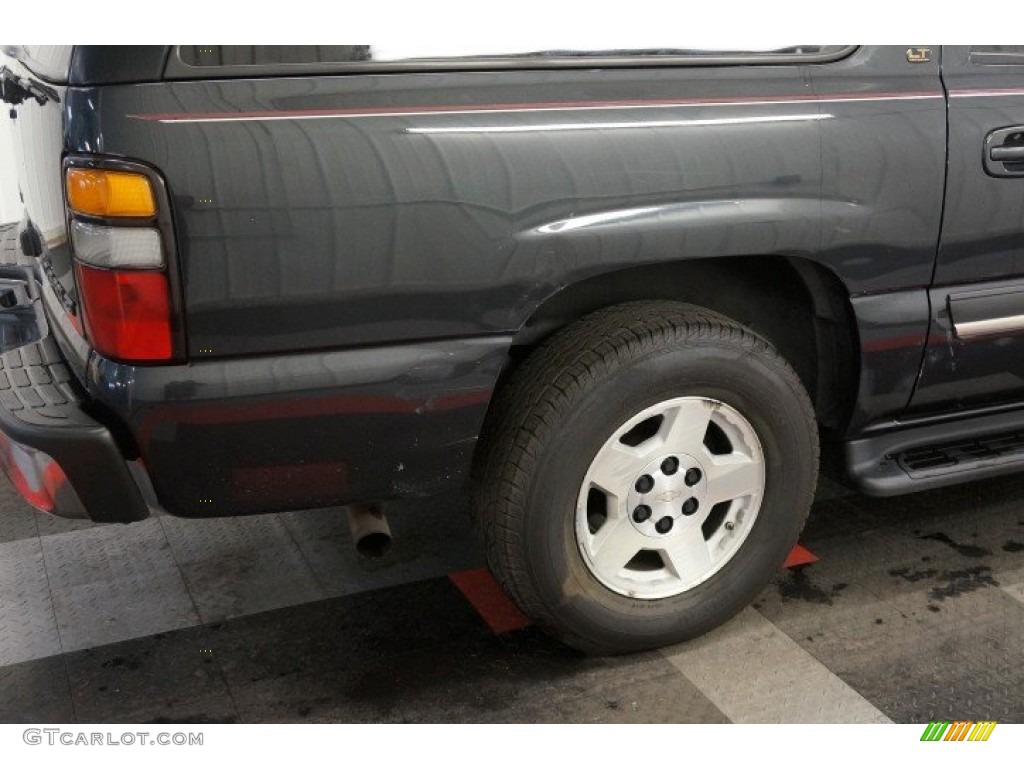 2005 Suburban 1500 LT 4x4 - Dark Gray Metallic / Gray/Dark Charcoal photo #56