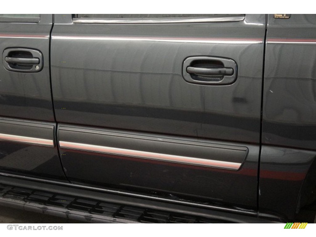 2005 Suburban 1500 LT 4x4 - Dark Gray Metallic / Gray/Dark Charcoal photo #63
