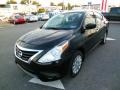 Super Black - Versa 1.6 SV Sedan Photo No. 3