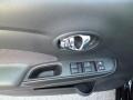Super Black - Versa 1.6 SV Sedan Photo No. 17