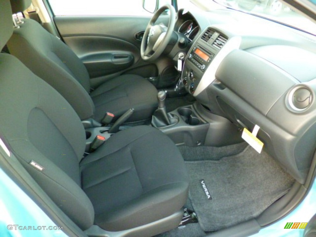 2015 Versa Note S - MorningSky Blue / Charcoal photo #10
