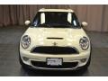 Pepper White - Cooper S Clubman Photo No. 3