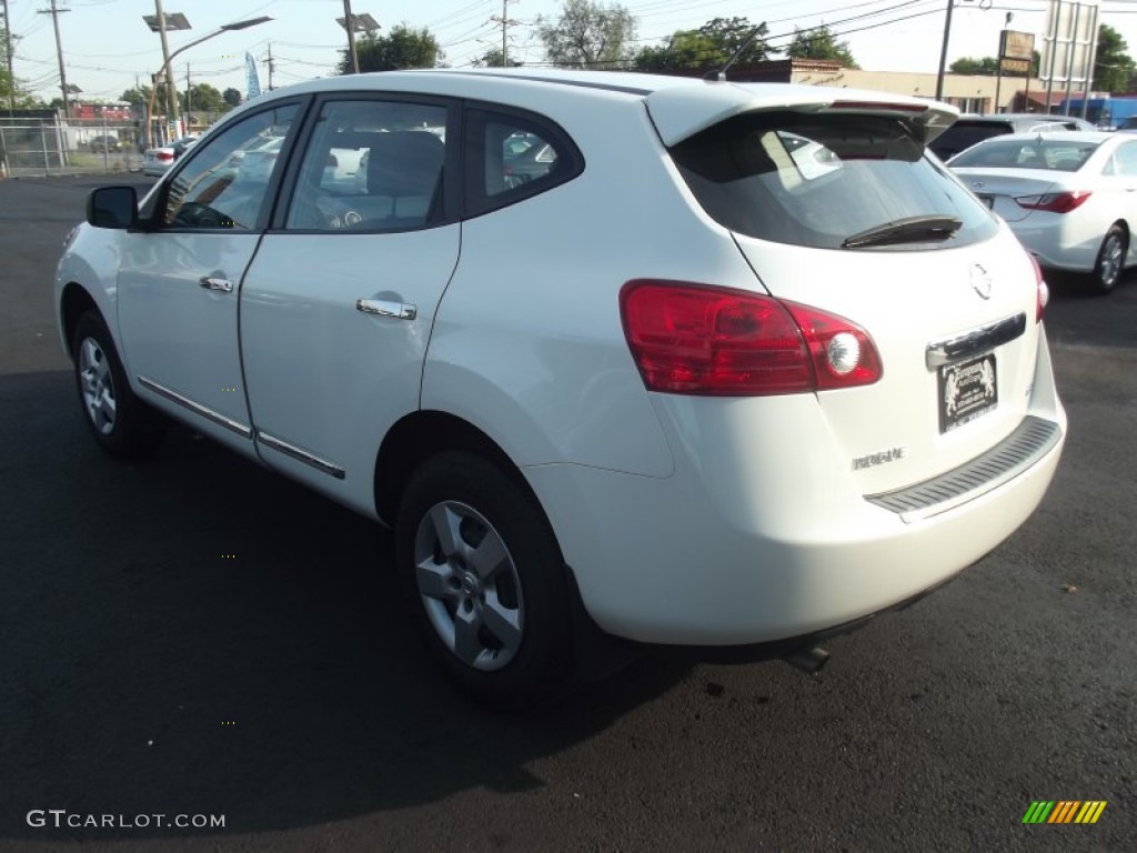 2011 Rogue S AWD - Pearl White / Black photo #3