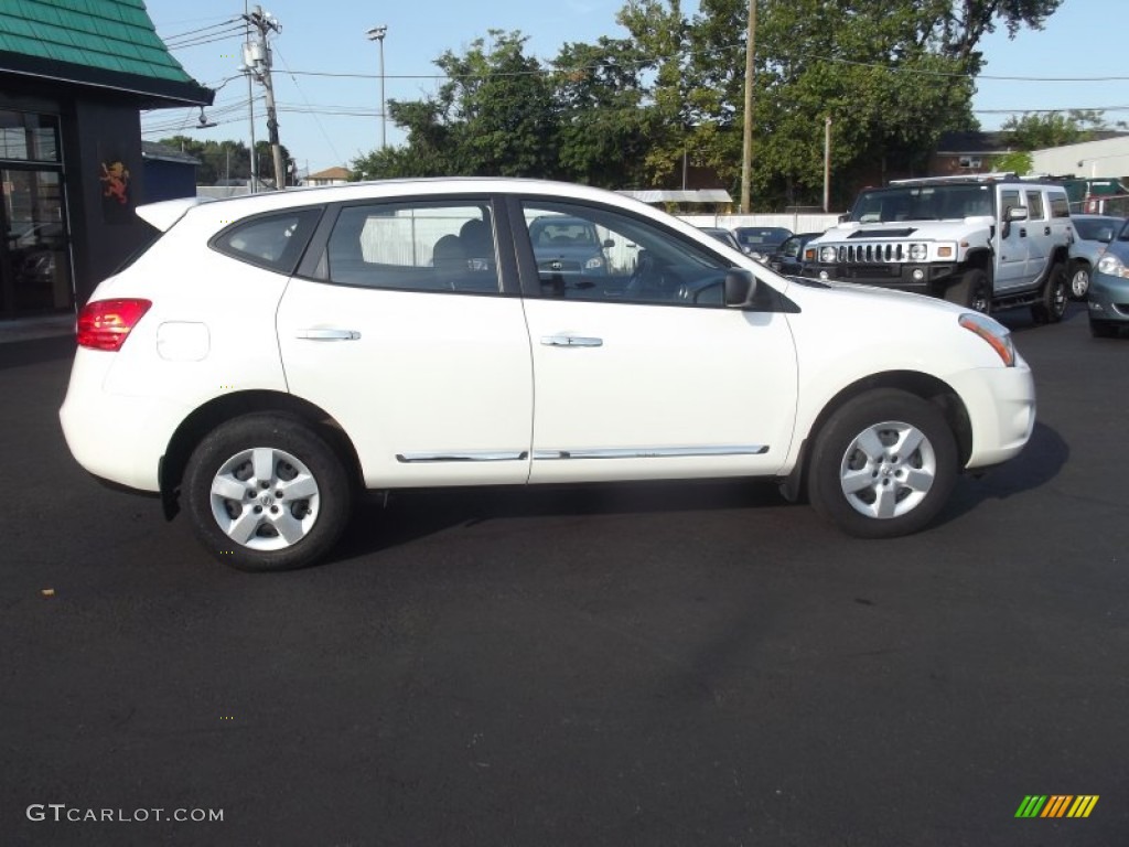 2011 Rogue S AWD - Pearl White / Black photo #6