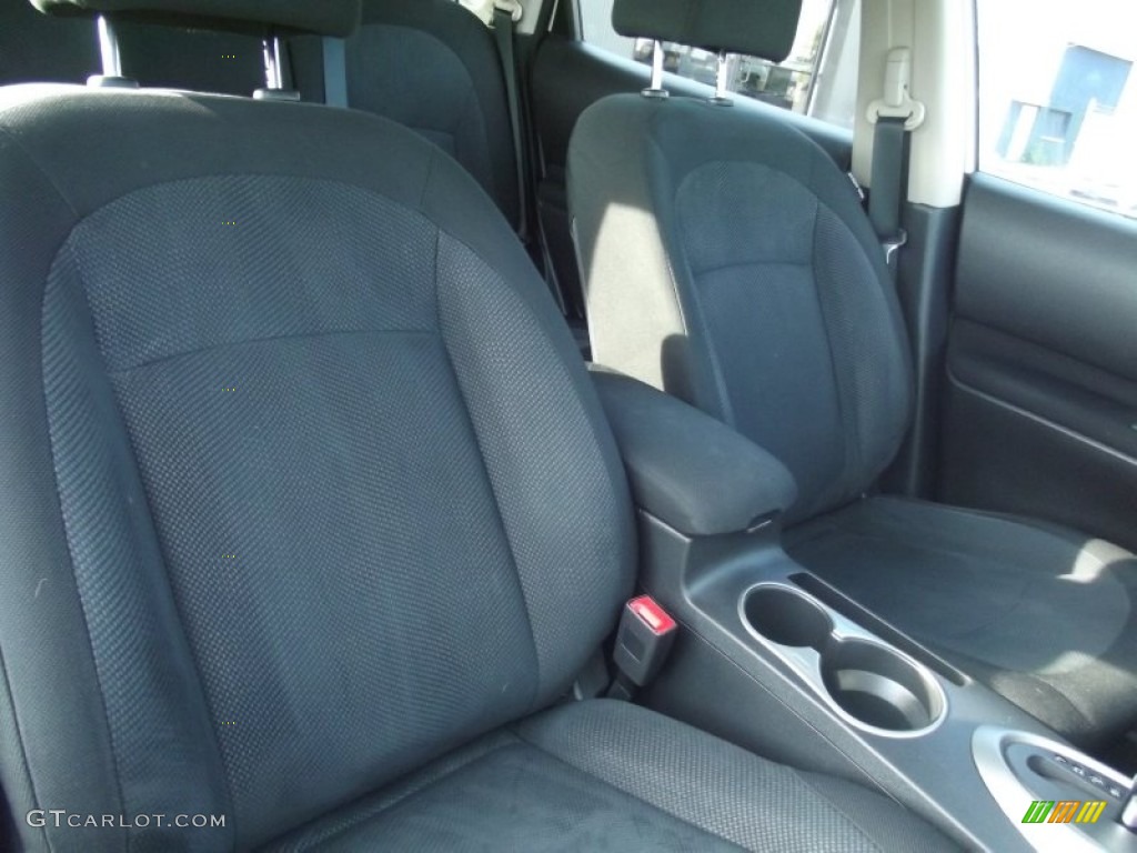 2011 Rogue S AWD - Pearl White / Black photo #16
