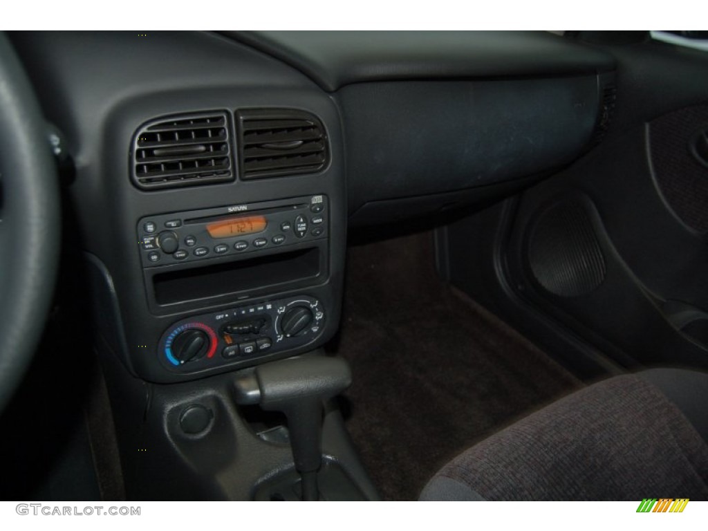 2002 S Series SL2 Sedan - Gold / Tan photo #15