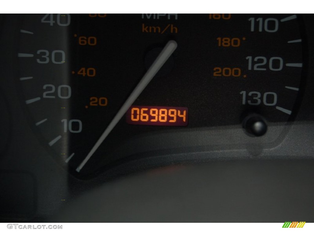 2002 S Series SL2 Sedan - Gold / Tan photo #35