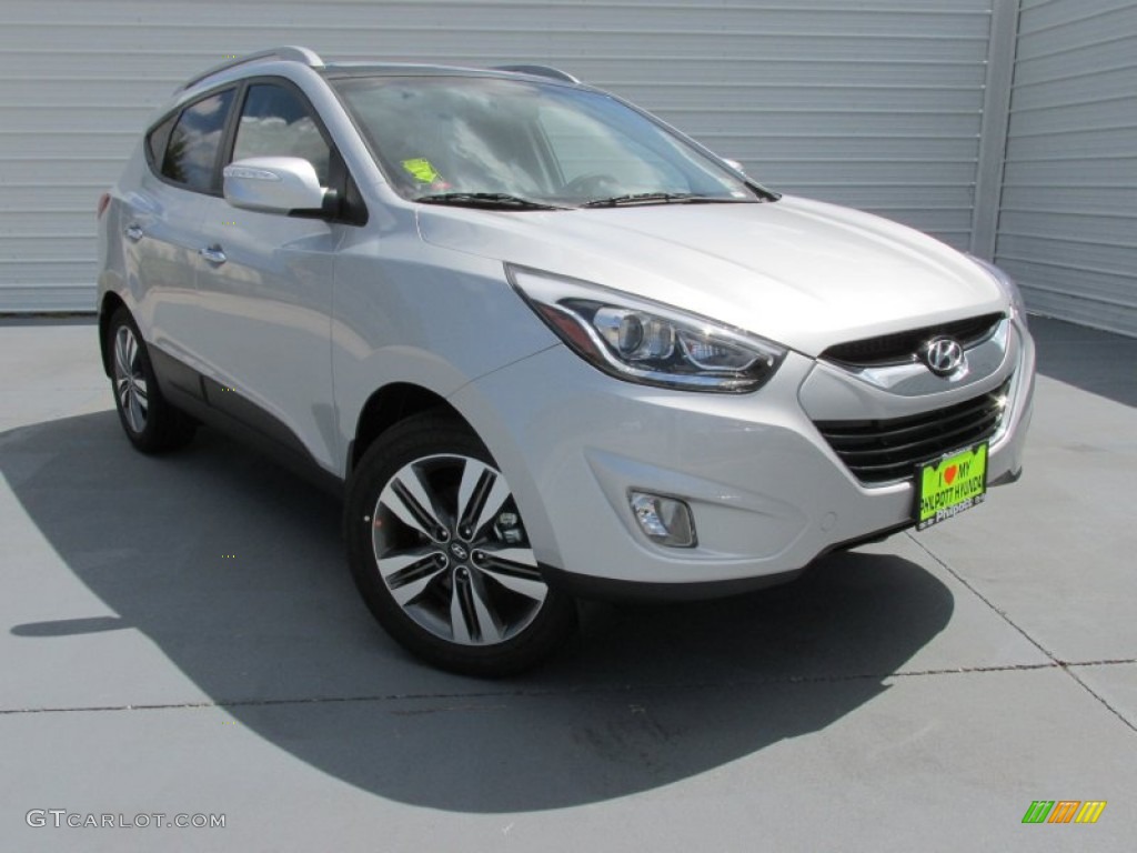 Diamond Silver Hyundai Tucson