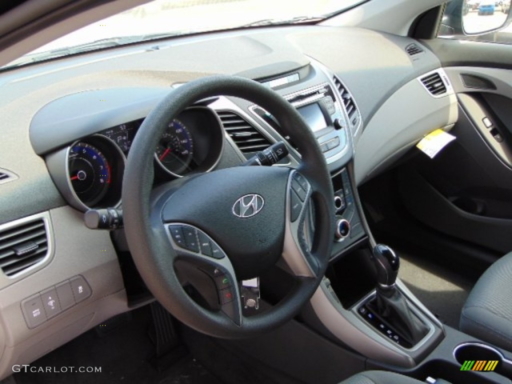 2015 Elantra SE Sedan - Phantom Black / Gray photo #8