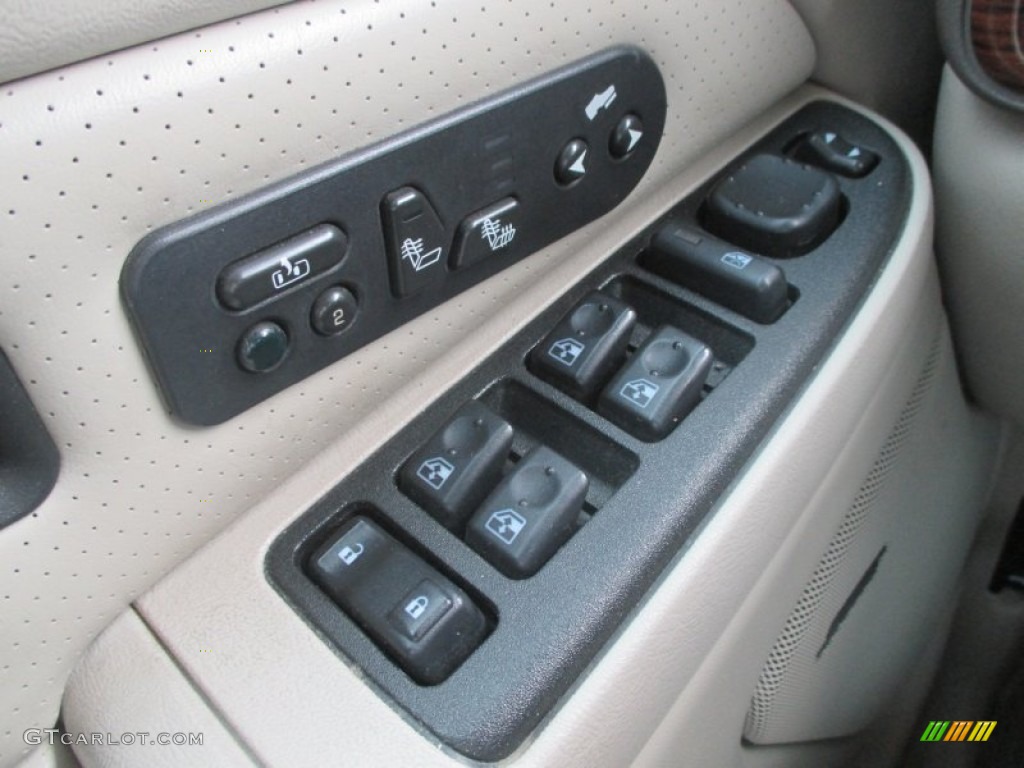 2004 Escalade AWD - Red E / Shale photo #16