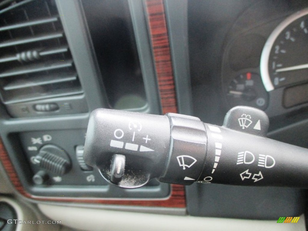 2004 Escalade AWD - Red E / Shale photo #19