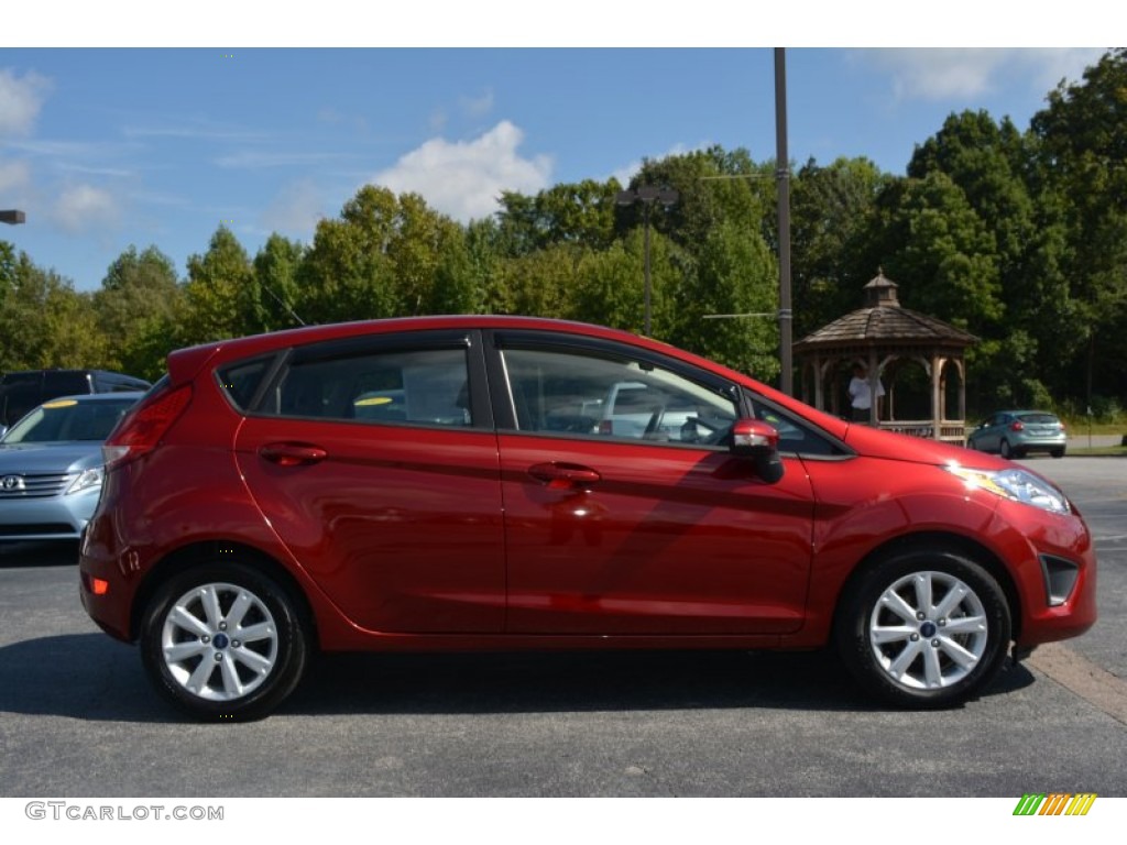 2013 Fiesta SE Hatchback - Ruby Red / Charcoal Black/Light Stone photo #2