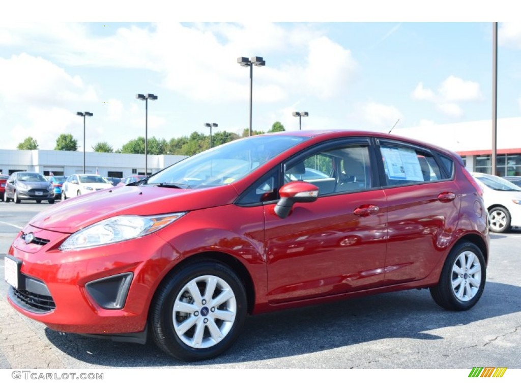 2013 Fiesta SE Hatchback - Ruby Red / Charcoal Black/Light Stone photo #3