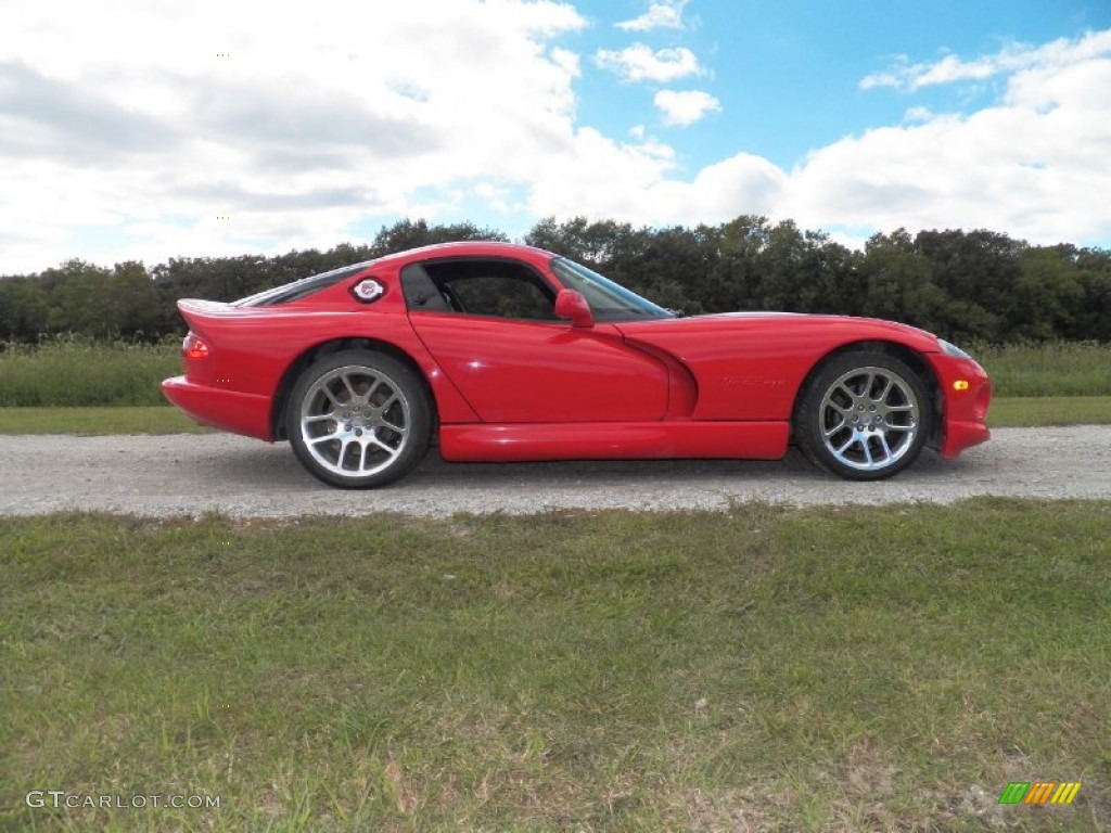 Viper Red 1997 Dodge Viper GTS Exterior Photo #97324854