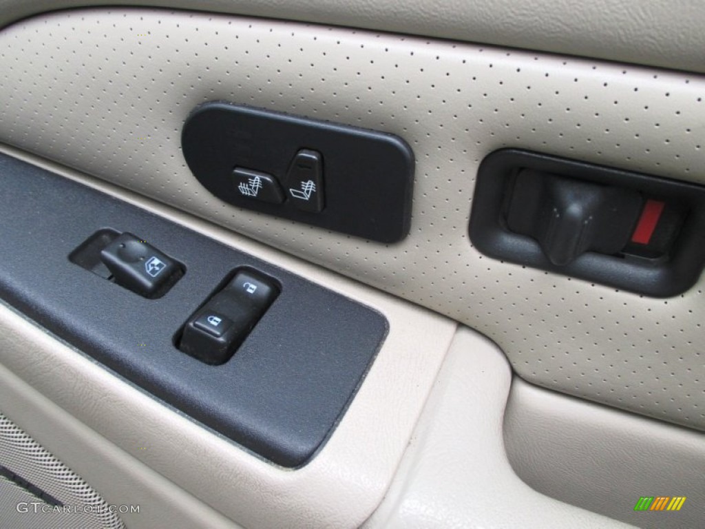 2004 Escalade AWD - Red E / Shale photo #35