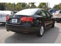 Black - Jetta SE Sedan Photo No. 3