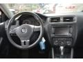 Black - Jetta SE Sedan Photo No. 12