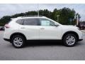  2015 Rogue SV Pearl White