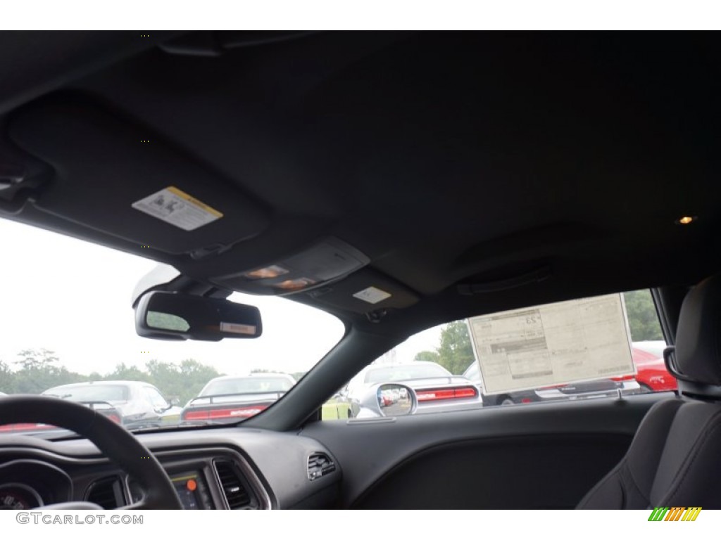 2015 Challenger SXT - Billet Silver Metallic / Black photo #13