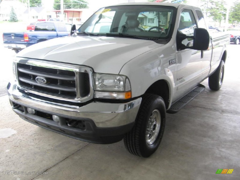 2003 F250 Super Duty Lariat SuperCab 4x4 - Oxford White / Medium Flint Grey photo #22