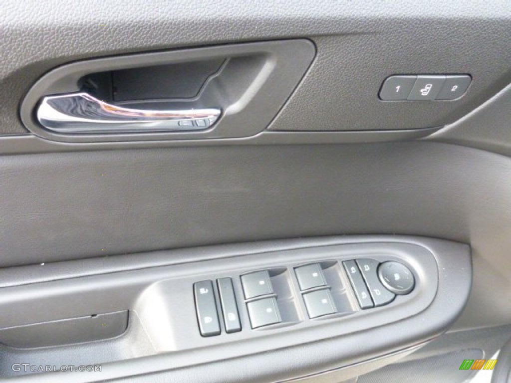 2015 Traverse LTZ - White Diamond Tricoat / Ebony photo #14