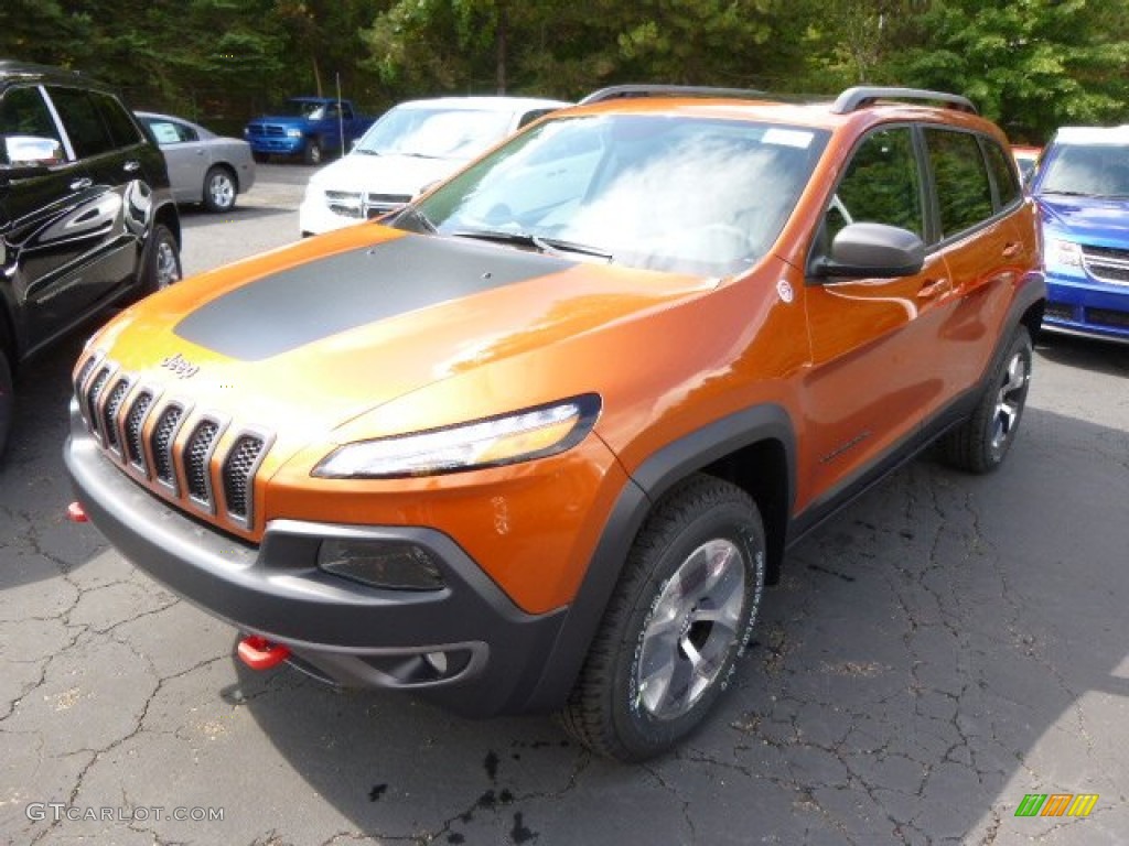 Mango Tango Pearl 2015 Jeep Cherokee Trailhawk 4x4 Exterior Photo #97342833