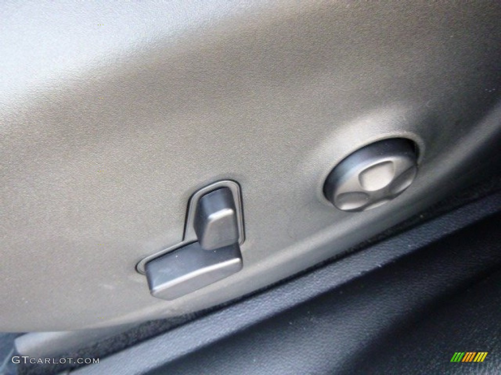 2015 Jeep Cherokee Trailhawk 4x4 Controls Photo #97343229