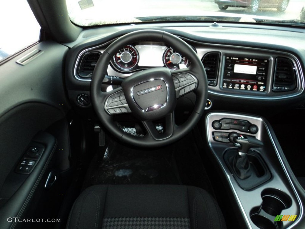 2015 Challenger SXT - Billet Silver Metallic / Black photo #4