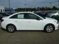 Summit White - Cruze LS Photo No. 6
