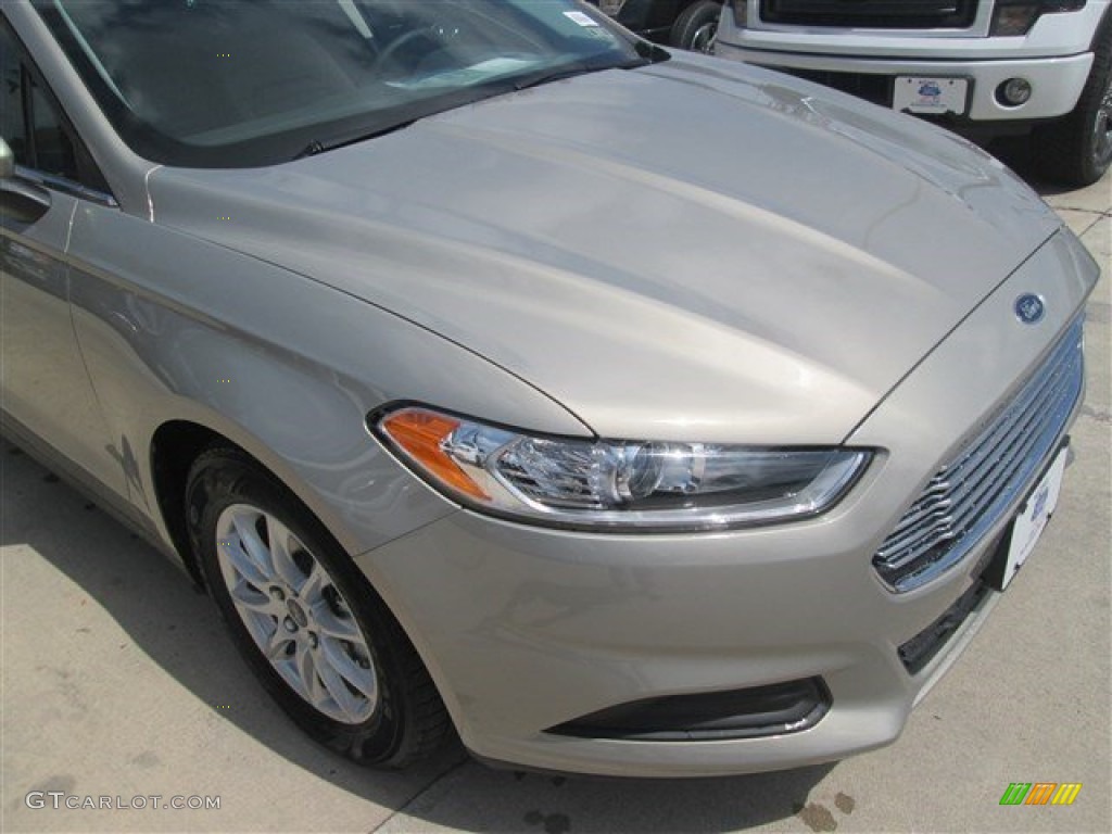 2015 Fusion S - Tectonic Silver Metallic / Earth Gray photo #5