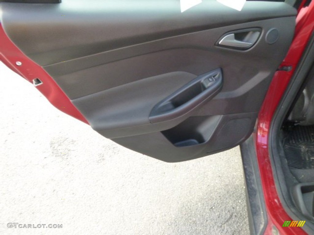 2012 Focus Titanium 5-Door - Red Candy Metallic / Charcoal Black Leather photo #13
