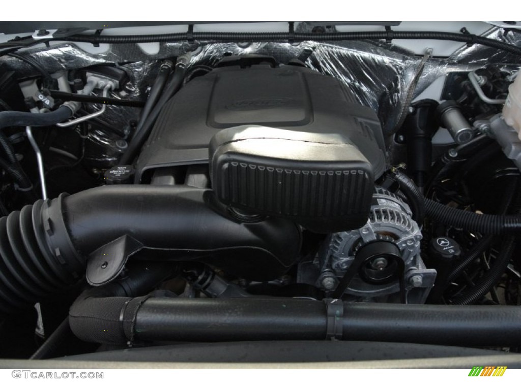 2015 Chevrolet Silverado 2500HD WT Crew Cab 4x4 Utility Engine Photos