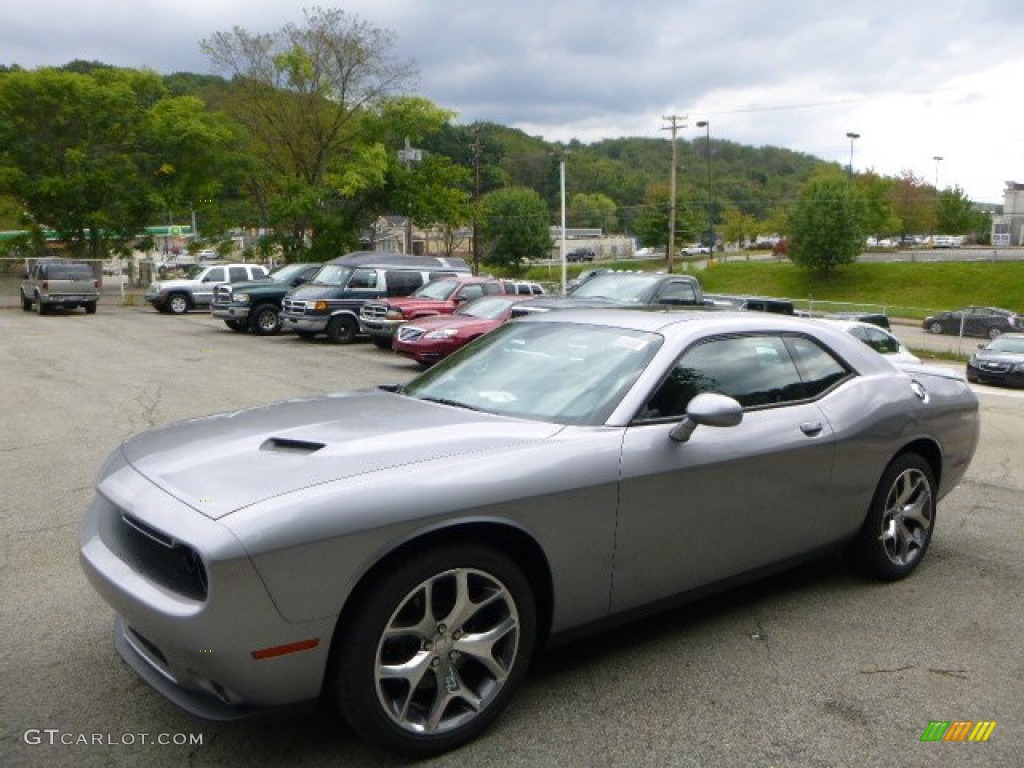 2015 Challenger SXT Plus - Billet Silver Metallic / Black photo #1