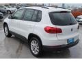 Pure White - Tiguan SE Photo No. 6