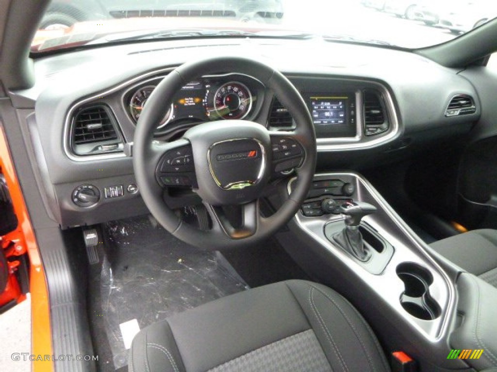 Black Interior 2015 Dodge Challenger SXT Photo #97355020