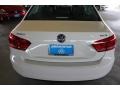 Candy White - Passat SE Sedan Photo No. 7