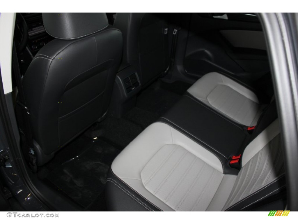 2015 Passat Sport Sedan - Urano Gray / Black/Moonrock Gray photo #20