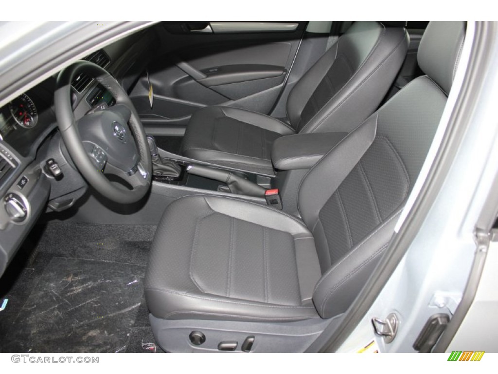 Titan Black Interior 2015 Volkswagen Passat Wolfsburg Edition Sedan Photo #97355997