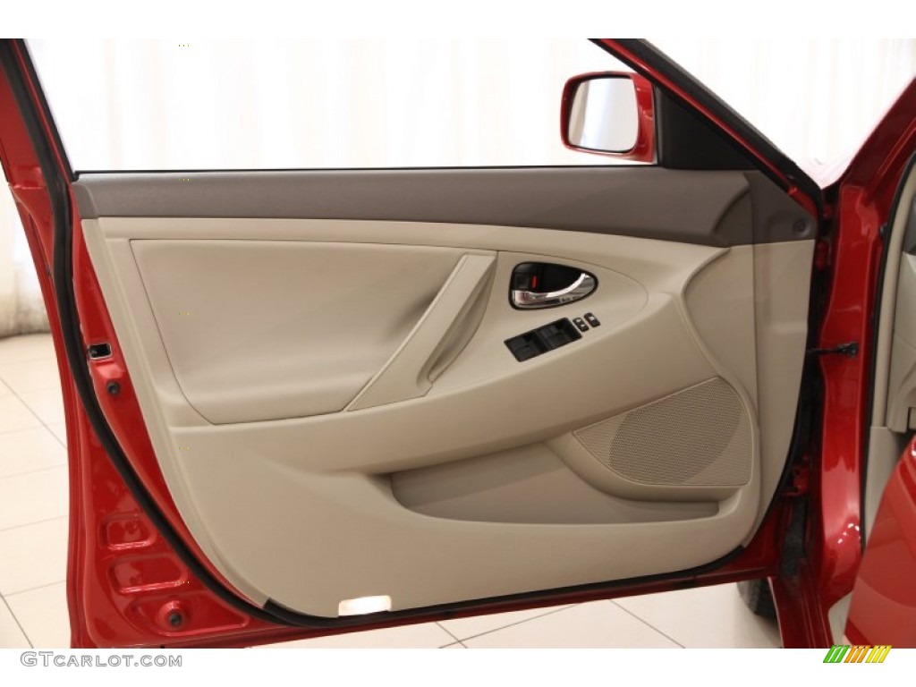2007 Toyota Camry Hybrid Bisque Door Panel Photo #97357140